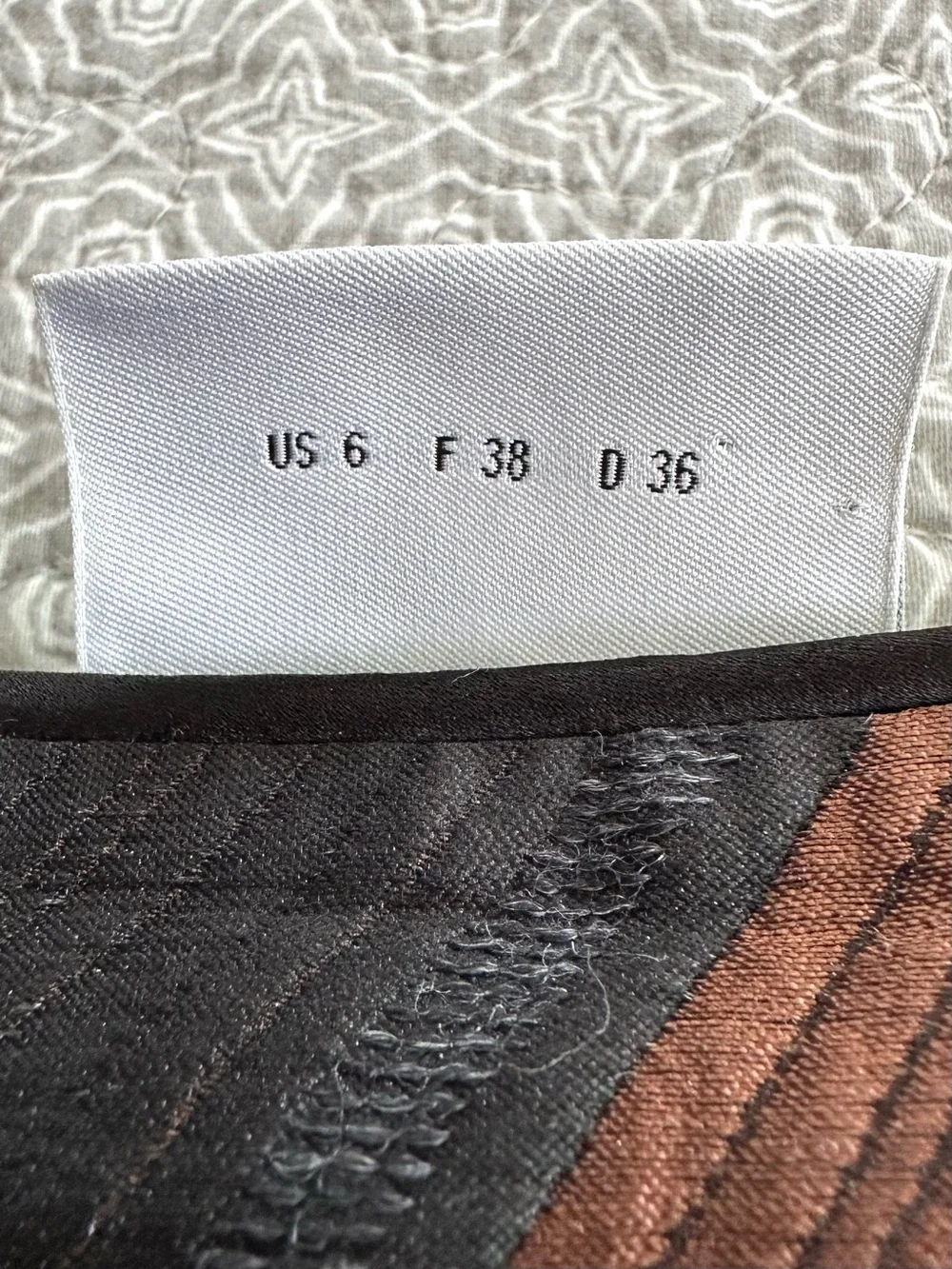Akris Punto Copper Black Gray A-Line Skirt Herringbone Chevron Jacquard Size 6